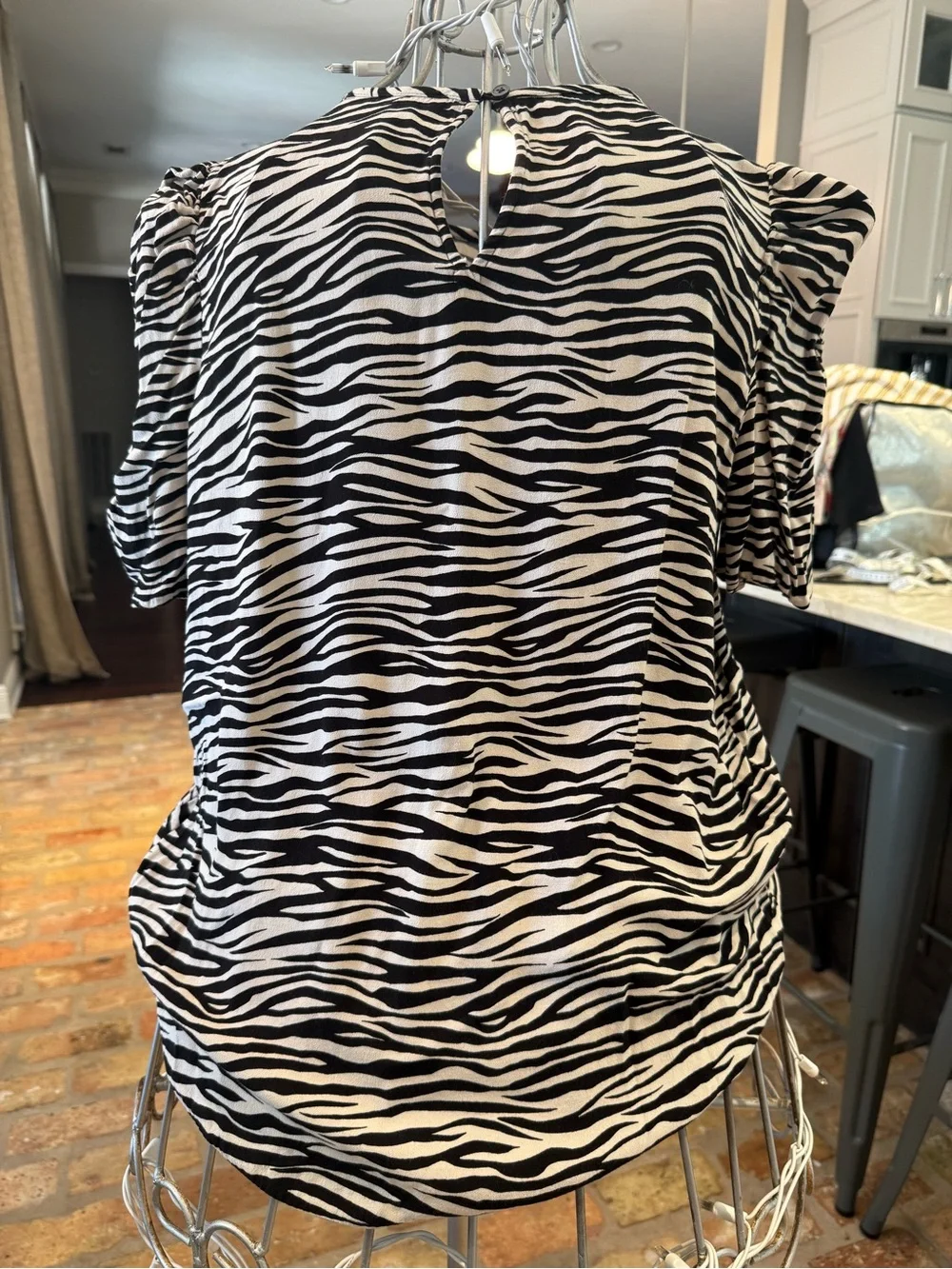 LOFT Black and White Zebra Print Puff Sleeve Blouse